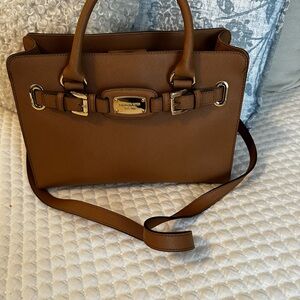 Michael Kors Brown Satchel with Elegant Design